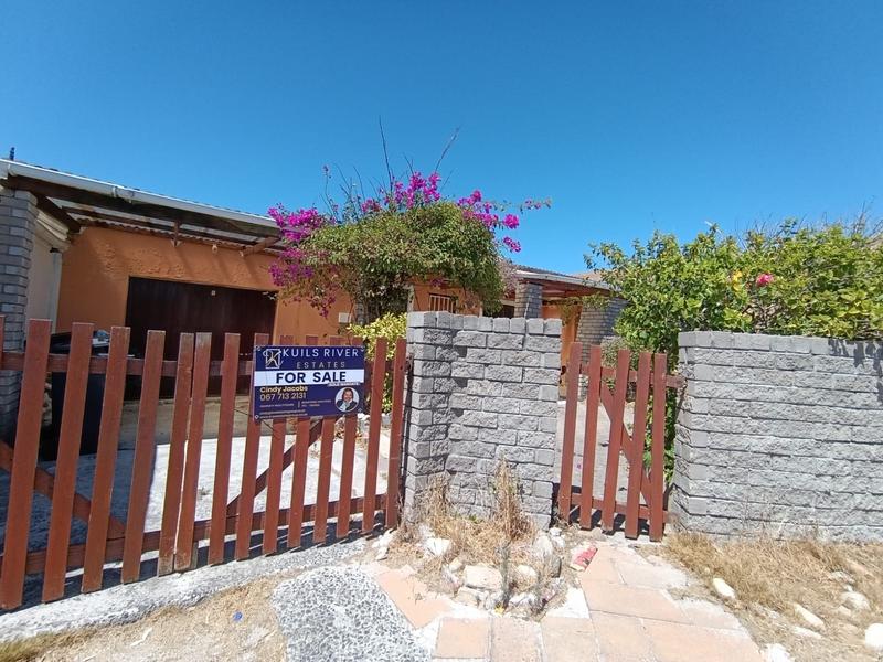 3 Bedroom Property for Sale in Strandfontein Western Cape